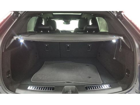 Used 2024 Cadillac XT4 Sport image 12