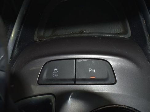 Used 2024 Chevrolet Malibu LT image 25