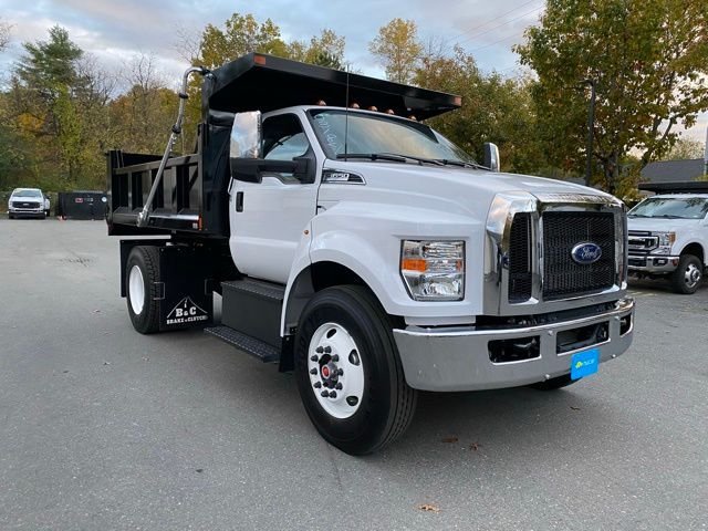New 2026 Ford F650 2WD Regular Cab Super Duty image 1