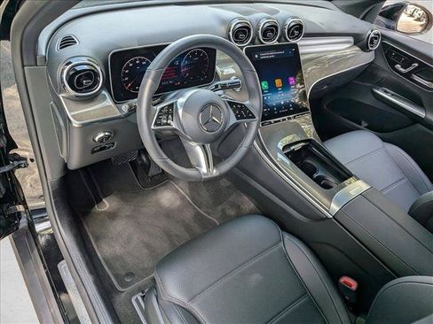 Certified 2026 Mercedes-Benz GLC 300 image 9