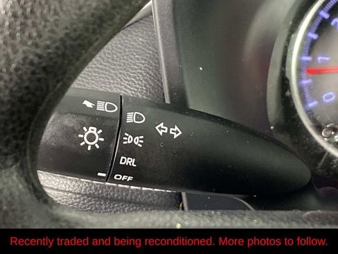Used 2021 Toyota RAV4 LE AWD/4WD image 17