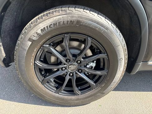 Certified 2023 Dodge Durango SXT w/ Trailer Tow Group IV AWD/4WD image 10
