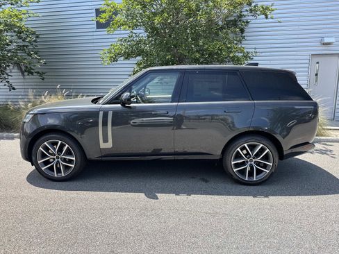 New 2026 Land Rover Range Rover SE AWD/4WD image 2