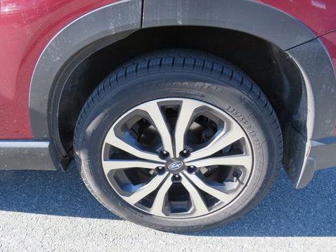 Used 2023 Subaru Forester Limited image 32