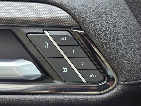 Used 2022 GMC Sierra 1500 AT4 w/ AT4 Premium Package image 28