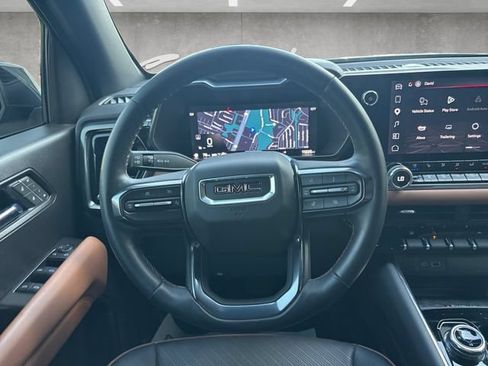 Used 2025 GMC Canyon AT4 w/ AT4 Premium Package AWD/4WD image 27