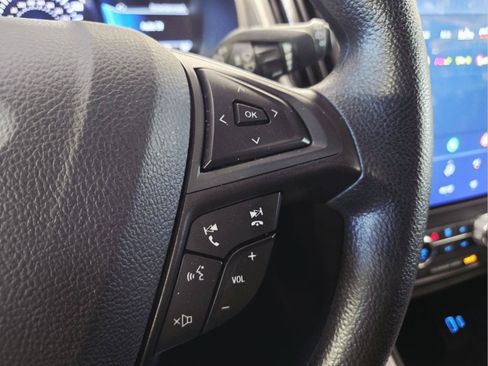 Used 2023 Ford Edge SE w/ Black Appearance Package AWD/4WD image 19