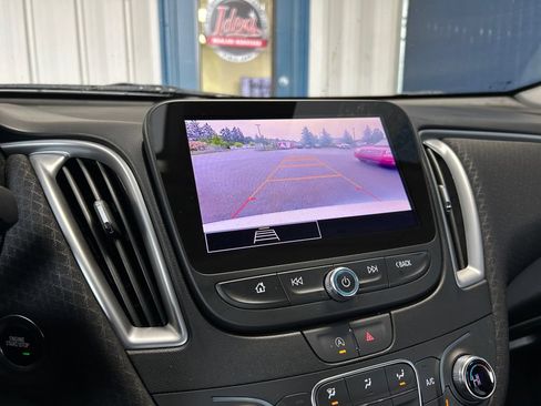 Used 2024 Chevrolet Malibu LT w/ Sport Edition FWD image 17