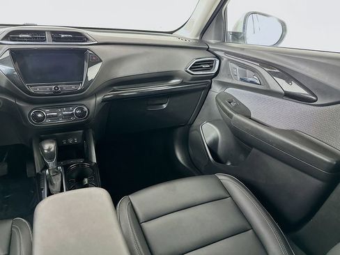 Used 2021 Chevrolet TrailBlazer LT w/ Premium Seating Package image 32
