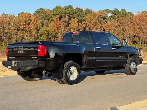Used 2015 GMC Sierra 3500 Denali w/ Duramax Plus Package image 5