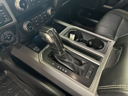 Used 2019 Ford F150 Raptor w/ Equipment Group 802A Luxury image 30