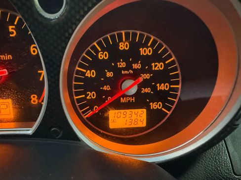 Used 2006 Nissan 350Z Enthusiast image 32