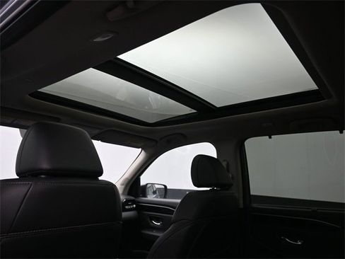 Used 2023 Honda Pilot Touring image 22