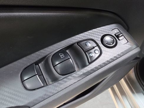 Used 2024 Nissan Altima 2.5 SV AWD/4WD image 14