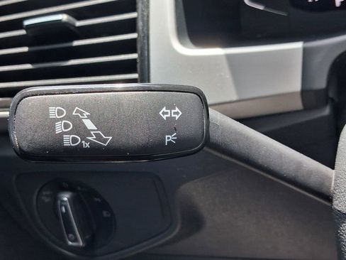 Used 2022 Volkswagen Atlas SE FWD image 25