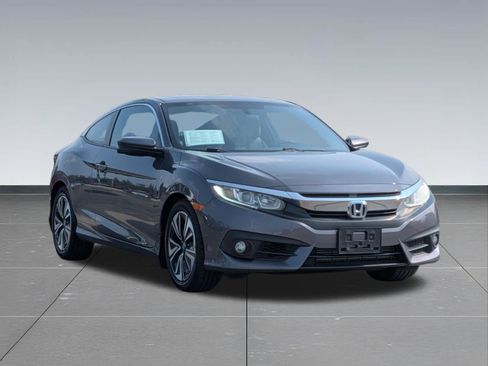 Used 2017 Honda Civic EX-T image 7