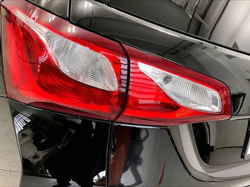 Used 2020 Chevrolet Equinox LS w/ LS Convenience Package image 31