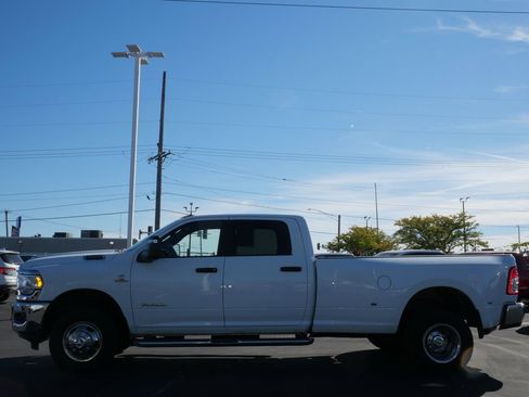 Used 2024 RAM 3500 Big Horn image 5