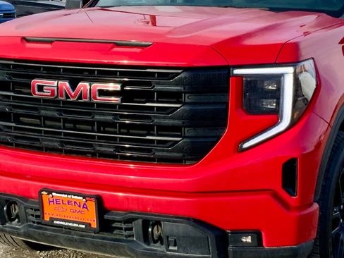 Used 2025 GMC Sierra 1500 Elevation image 19