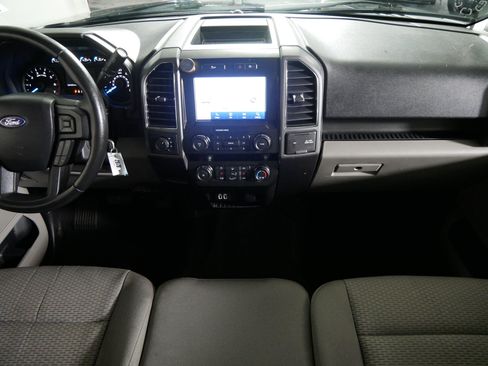 Used 2020 Ford F150 XLT w/ Equipment Group 302A Luxury AWD/4WD image 10
