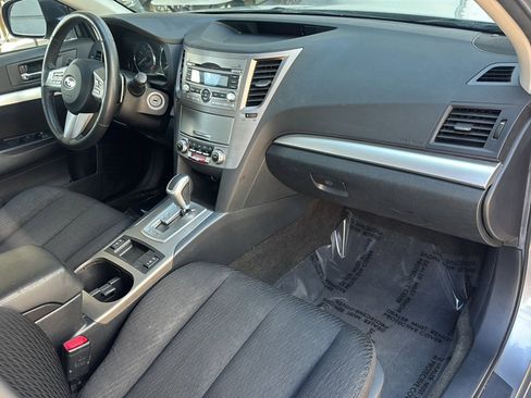 Used 2011 Subaru Legacy 2.5i Premium AWD/4WD image 11