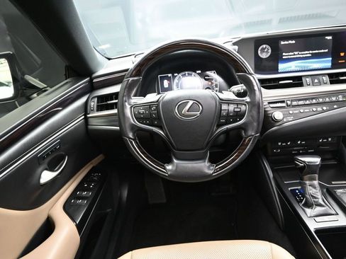 Used 2021 Lexus ES 350 w/ Premium Package image 29