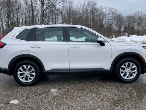 Certified 2024 Honda CR-V LX image 10