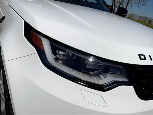 Used 2023 Land Rover Discovery HSE R-Dynamic image 30