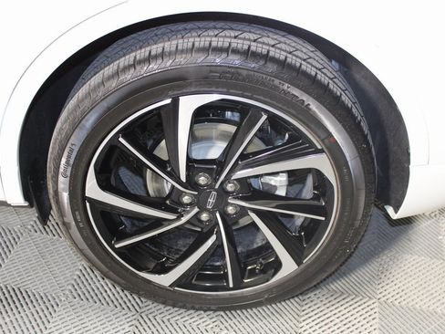 Used 2025 Lincoln Corsair Grand Touring image 23