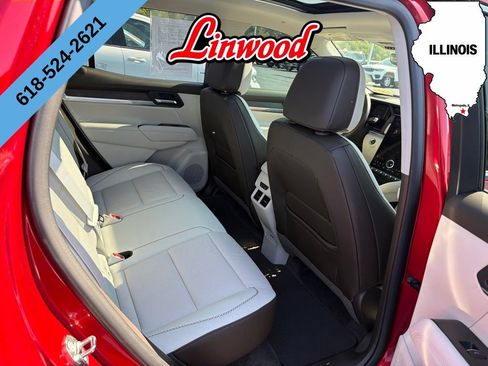 Used 2026 GMC Terrain Denali AWD/4WD image 12