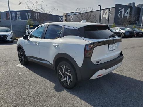 Certified 2025 Nissan Kicks SV image 6