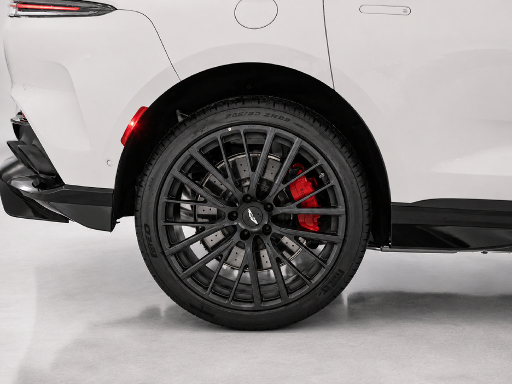 New 2026 Aston Martin DBX 707 AWD/4WD image 5