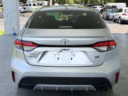 Used 2021 Toyota Corolla SE w/ SE Premium Package FWD image 14