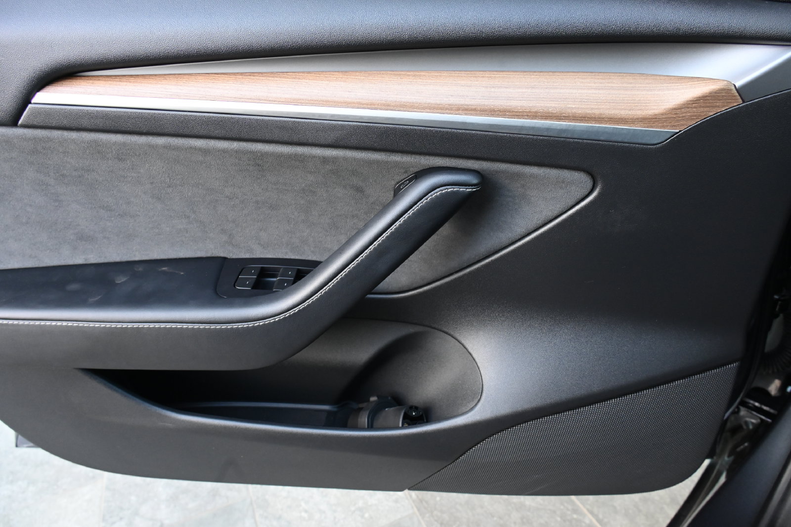 Used 2022 Tesla Model 3 Standard Range RWD image 11