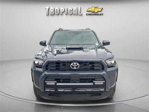 Used 2025 Toyota 4Runner TRD Sport Premium image 8