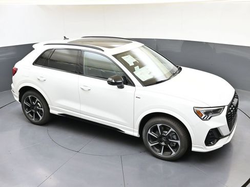 Used 2025 Audi Q3 2.0T Premium Plus w/ Premium Plus Package image 51