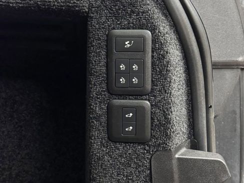 Used 2018 Land Rover Range Rover Autobiography image 20