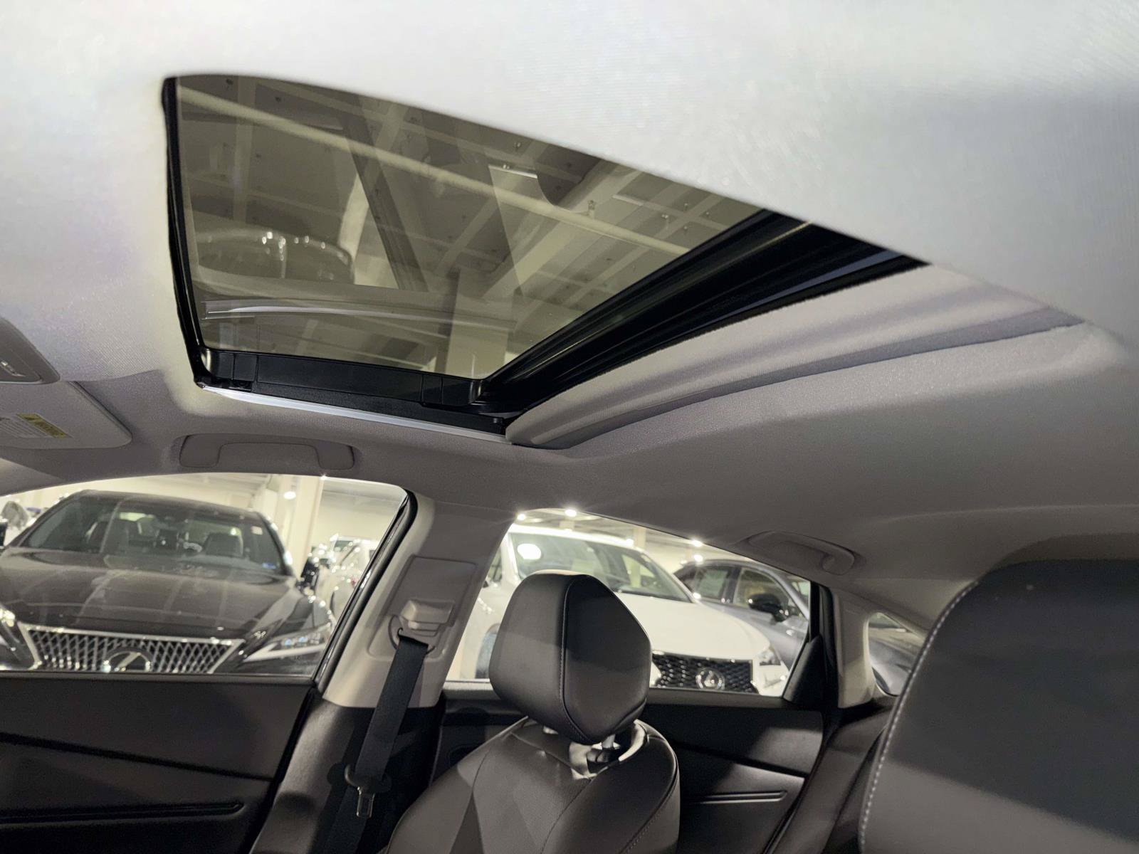 Used 2023 Honda Accord EX-L image 21