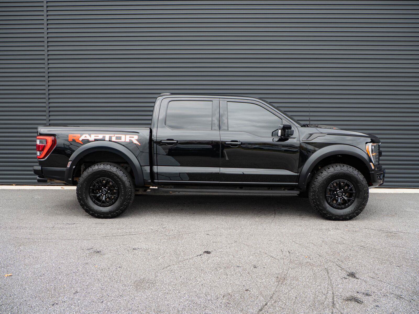 Used 2023 Ford F150 Raptor w/ Equipment Group 802A Raptor R AWD/4WD image 28