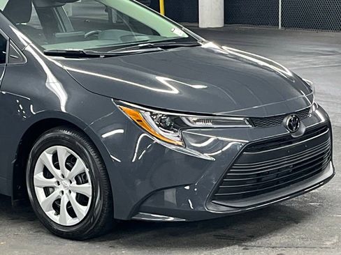 Used 2024 Toyota Corolla LE image 36