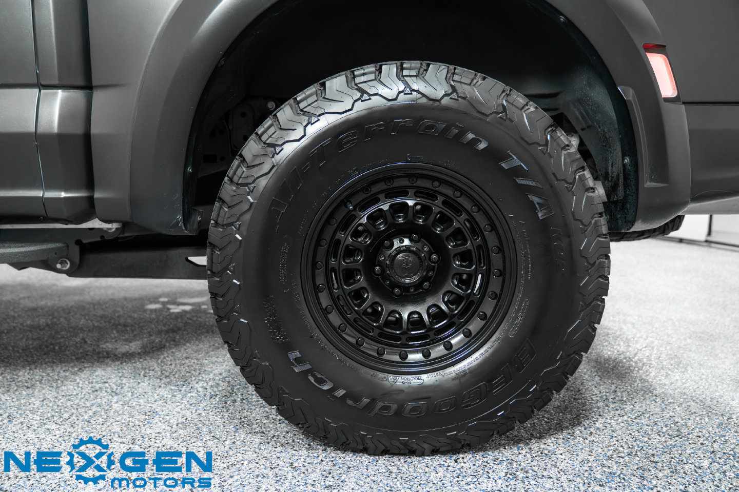 Used 2023 Ford F150 Raptor w/ Equipment Group 802A Raptor R AWD/4WD image 54