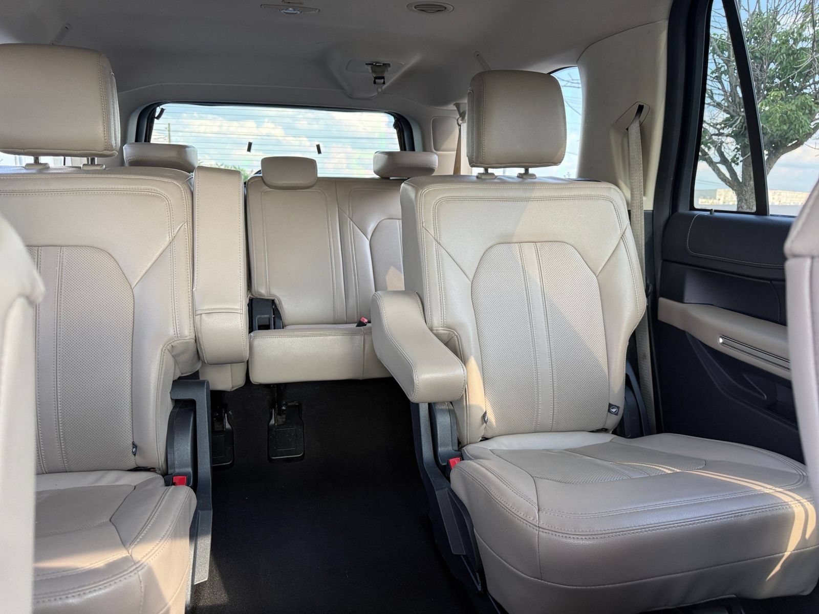 Used 2024 Ford Expedition Max Limited AWD/4WD image 42