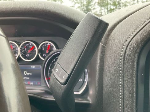 Used 2021 Chevrolet Silverado 1500 LT Trail Boss w/ Convenience Package II image 38