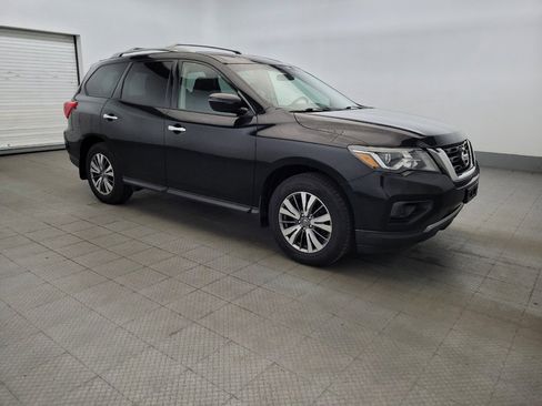 Used 2019 Nissan Pathfinder S AWD/4WD image 11