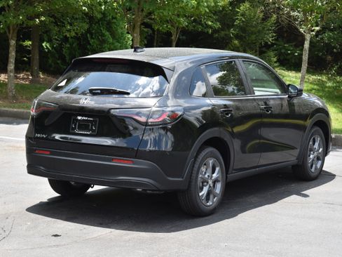 New 2027 Honda HR-V LX image 8