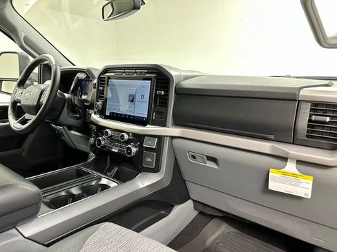 Used 2023 Ford F150 XLT AWD/4WD image 19
