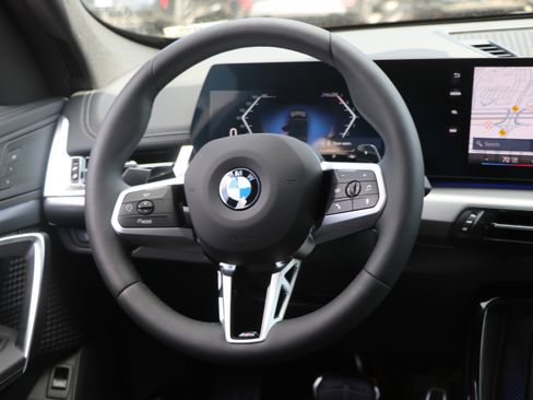 Certified 2025 BMW X1 xDrive28i w/ M Sport Package image 30