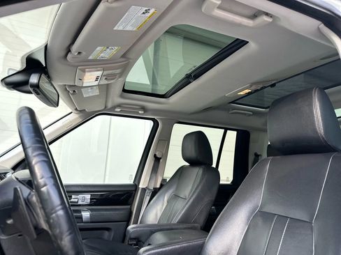 Used 2014 Land Rover LR4 HSE image 11