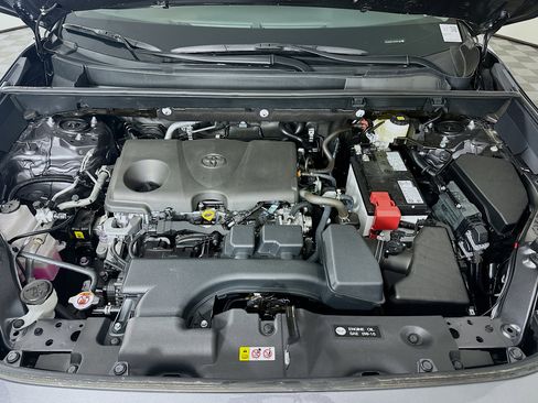 Used 2025 Toyota RAV4 XLE w/ Convenience Package image 33