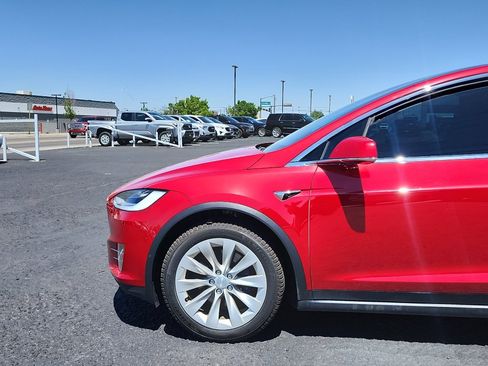 Used 2021 Tesla Model X Long Range AWD/4WD image 10